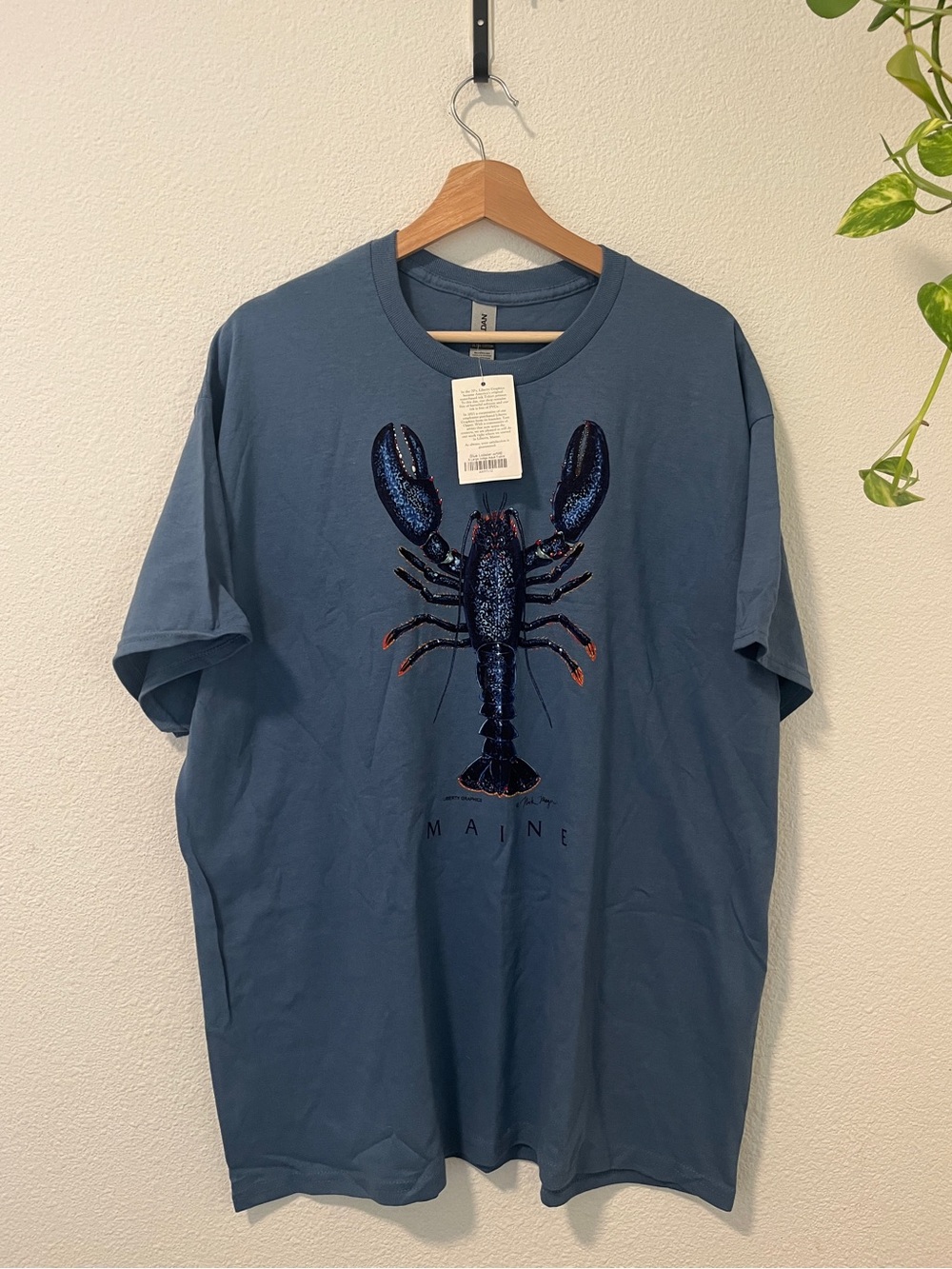 Liberty Graphics Blue Lobster Main T-Shirt Unisex XL